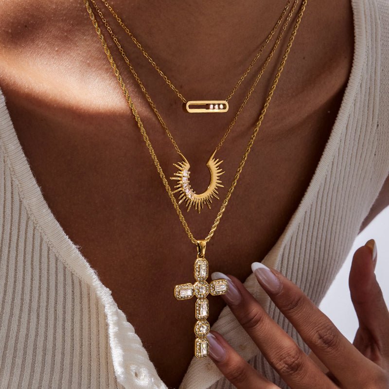 European American Rhinestone Titanium Steel Necklace Non Fading Light Luxury Clavicle Chain Stainless Steel Jewelry High End Cross Border Hot Sale