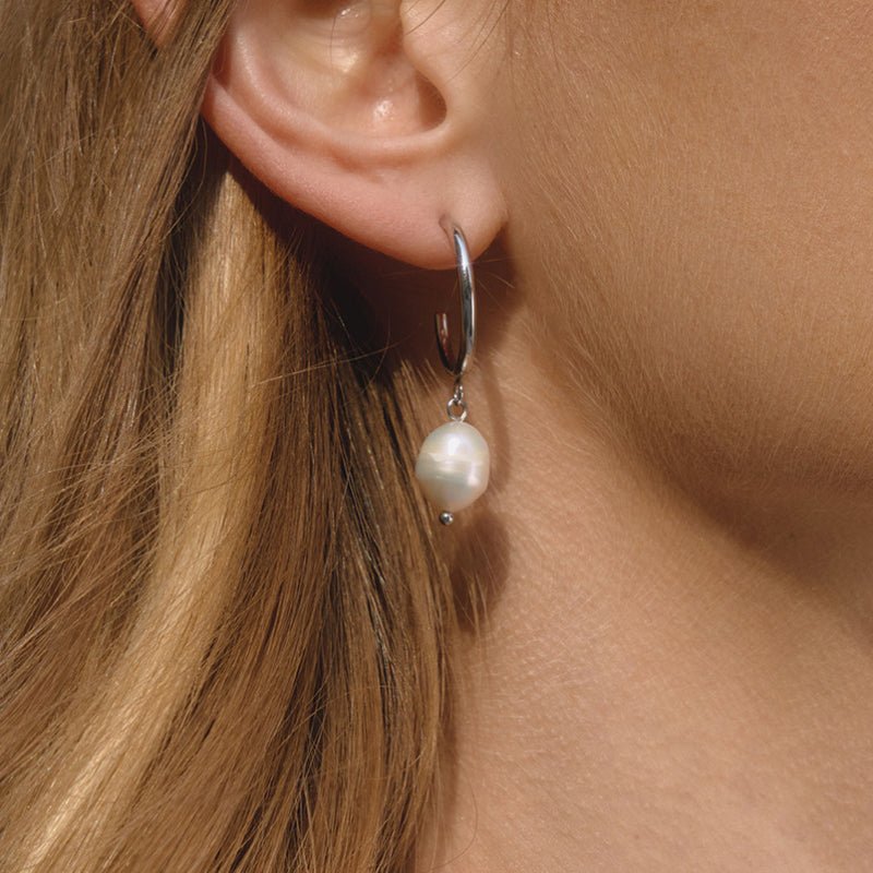 Stainless Steel Freshwater Pearl Stud Earrings Light Luxury Premium Earrings Minority European American Ear Jewelry Titanium Steel Cross Border Jewelry