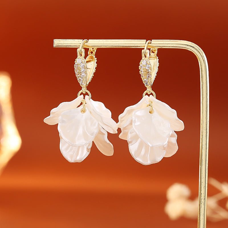Super Fairy Shell Flower Micro Set Earrings Luxury Fashion Exquisite Elegant Tassel Ear Buckle Niche Design Earrings