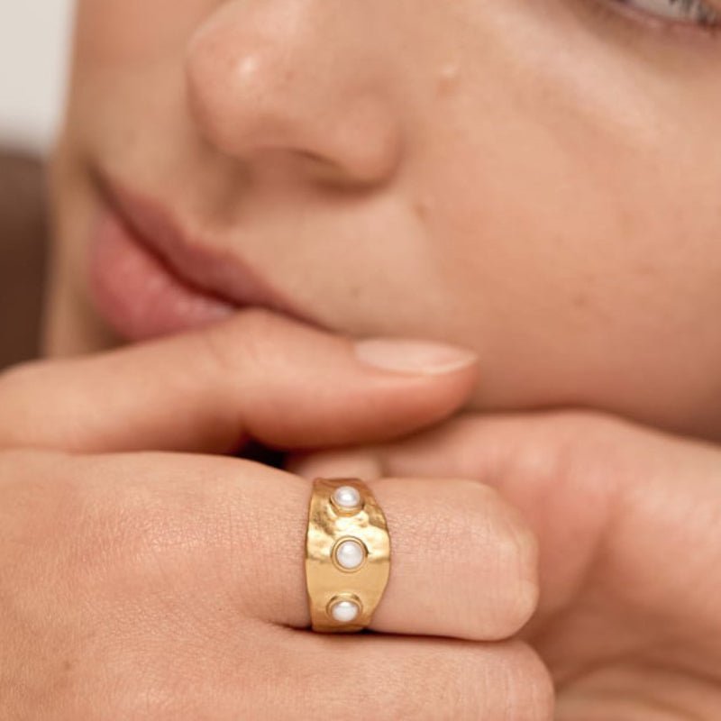 Faux Pearl Titanium Steel Ring Non Fading Jewelry Niche Light Luxury Ring Stainless Steel Jewelry Premium Cross Border