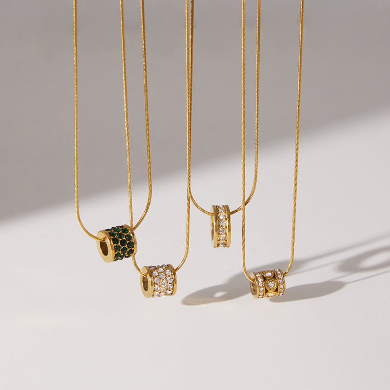 Titanium Steel Circle Rhinestone Necklace Light Luxury Minority Clavicle Chain European American 18K Jewelry Stainless Steel Cross Border Jewelry