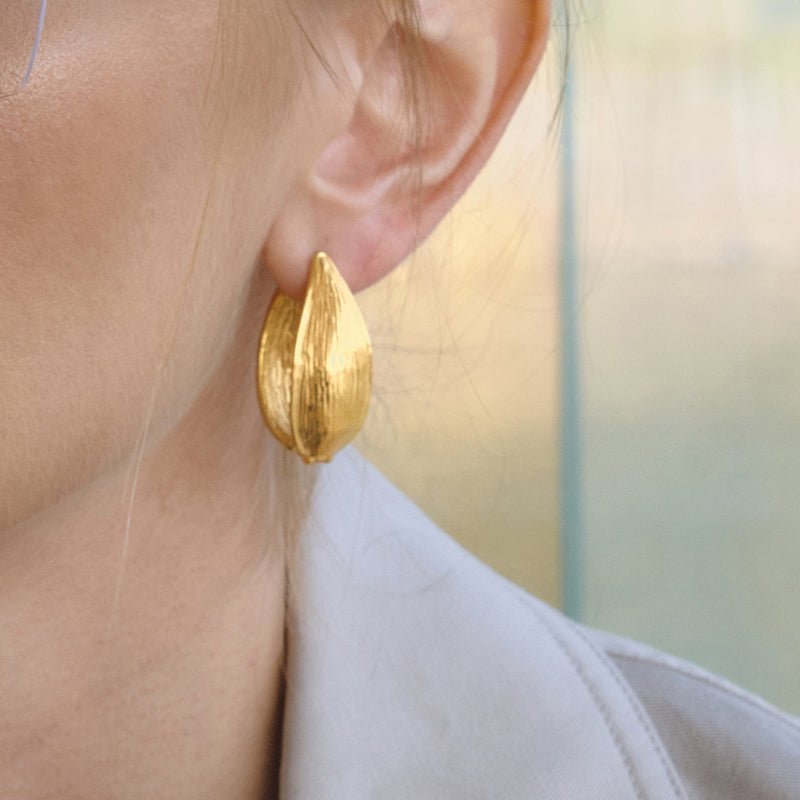 Stainless Steel Willow Light Luxury High Grade Ear Jewelry Stud Earrings Minimalist Ear Buckles Titanium Steel Cross Border Jewelry