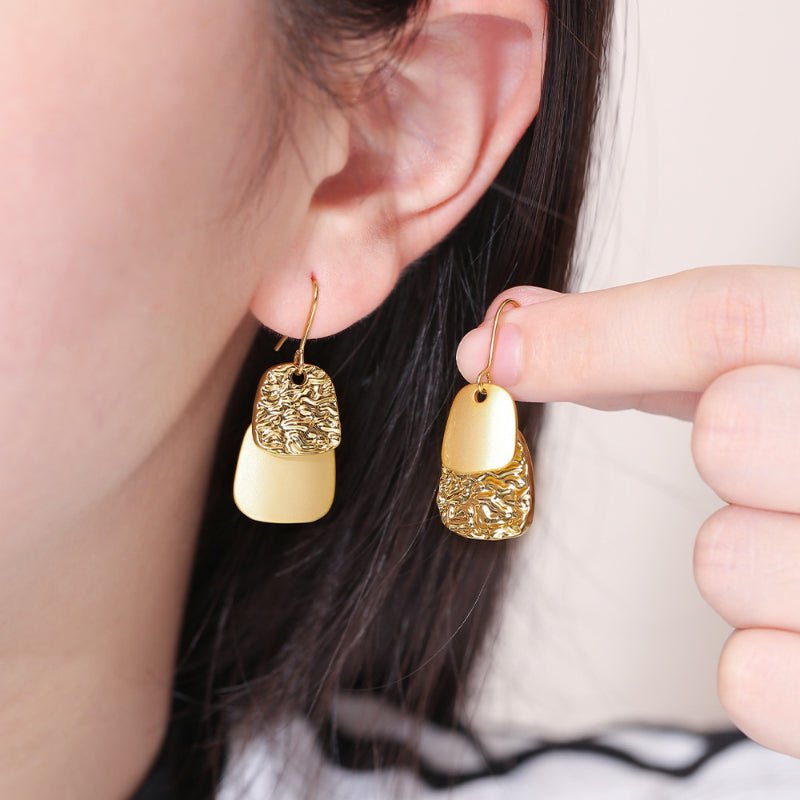 Hong Kong Style Luxury Gold Earrings Fashion Temperament Ear Hook Cold Style Elegant Versatile Earrings