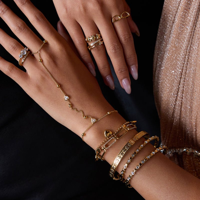 European and American stainless steel heart bracelet light luxury high-end 18K gold jewelry non-fading titanium steel ornament