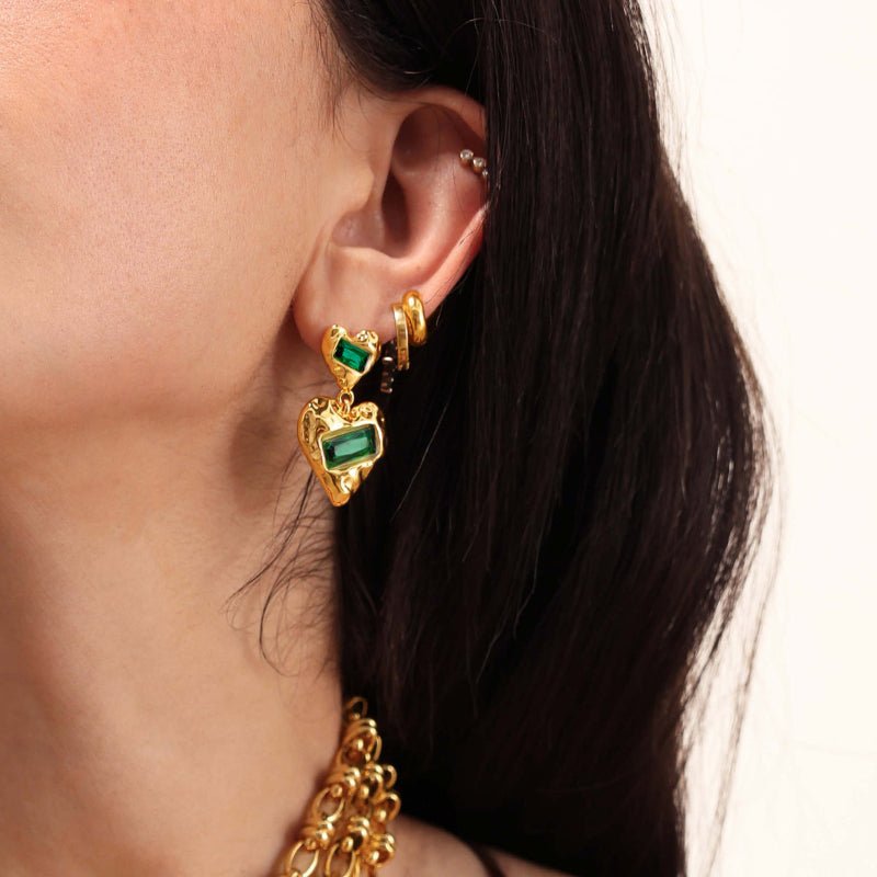 Stainless Steel Love Heart Earrings Light Luxury High Grade Zircon Stud Earrings Minimalist Jewelry Titanium Steel Cross Border Jewelry