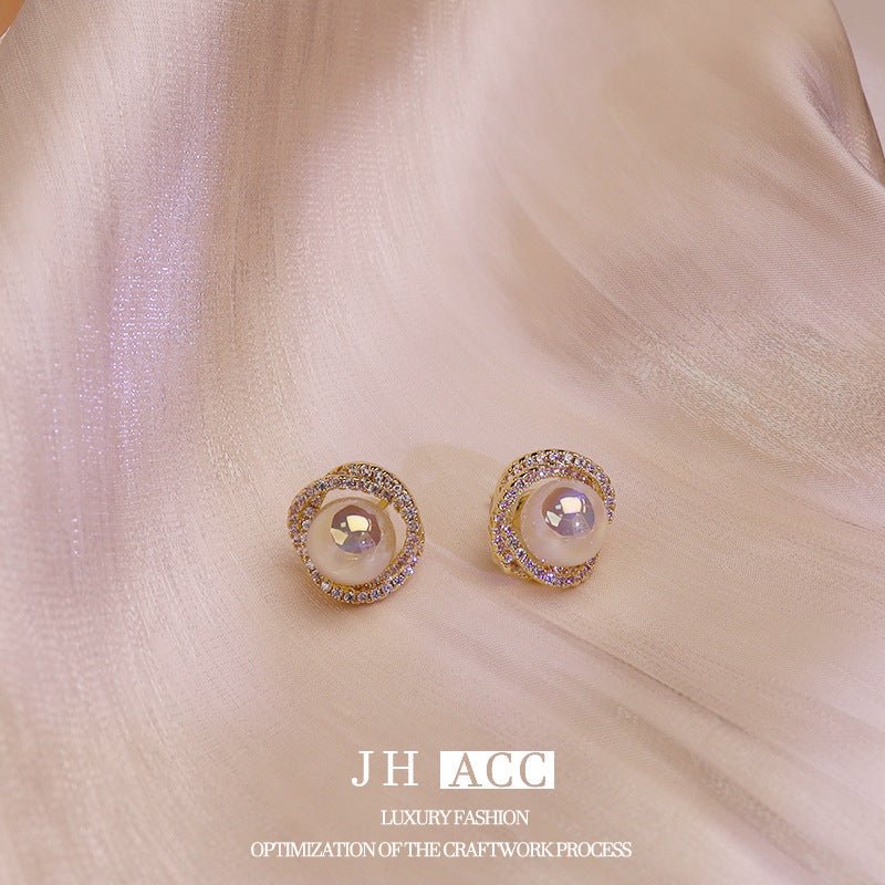 New Trend Niche Design Pearl Earrings 925 Sterling Silver Needle Luxury Zircon Mermaid Pearl Stud Earrings For Women Wholesale