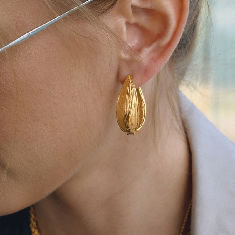 Stainless Steel Willow Light Luxury High Grade Ear Jewelry Stud Earrings Minimalist Ear Buckles Titanium Steel Cross Border Jewelry