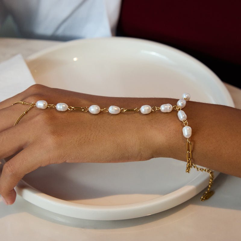 European American Stainless Steel Freshwater Pearl Linked Ring Bracelet Light Luxury Premium Jewelry For Women Non Fading Titanium Steel Bracelet