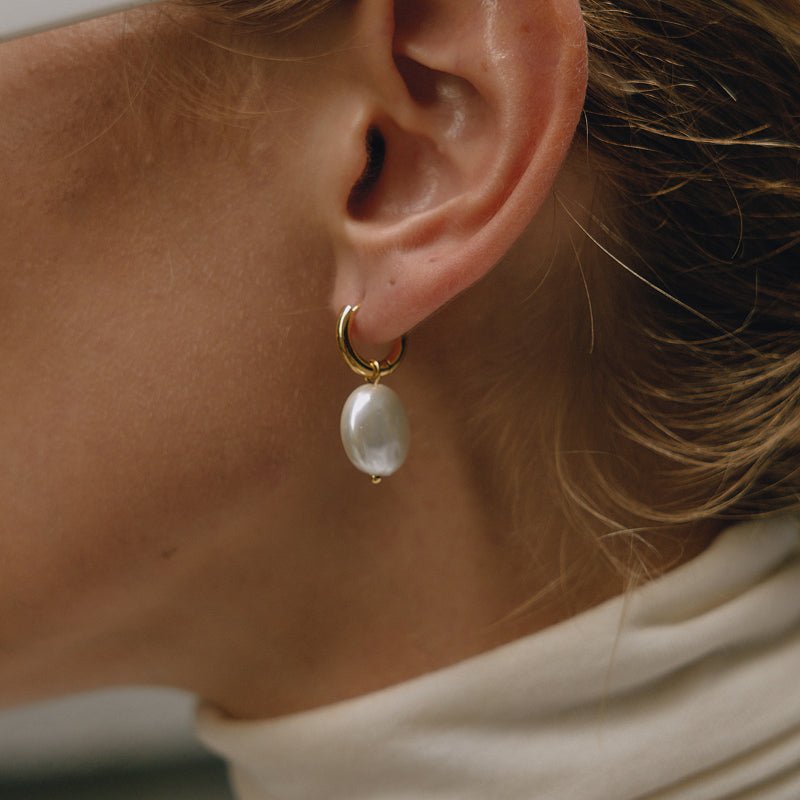 Titanium Steel Faux Pearl Earrings Light Luxury Premium Ear Buckles Non Fading Earrings Stainless Steel Autumn Winter Jewelry Cross Border