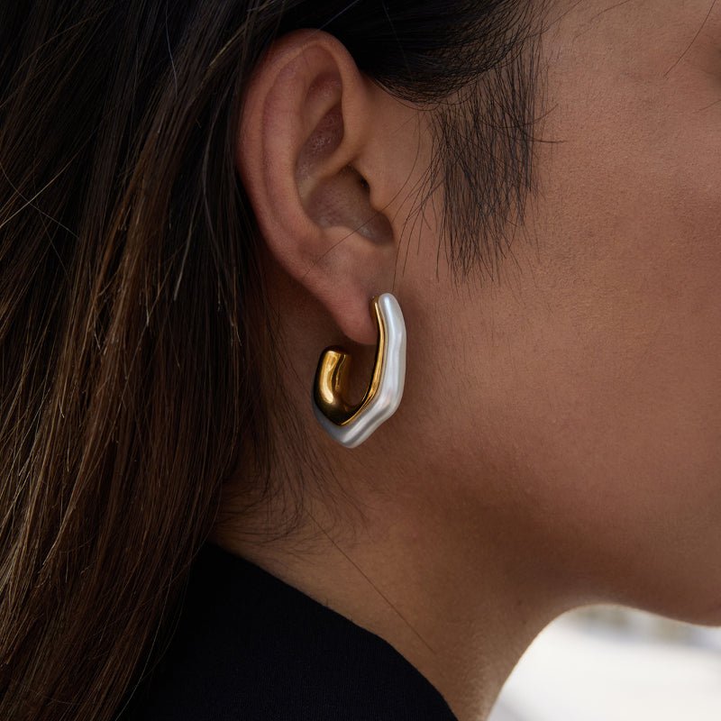 European American Stainless Steel Resin Faux Pearl Earrings Light Luxury Premium Ear Buckles Titanium Steel Jewelry Non Fading Cross Border