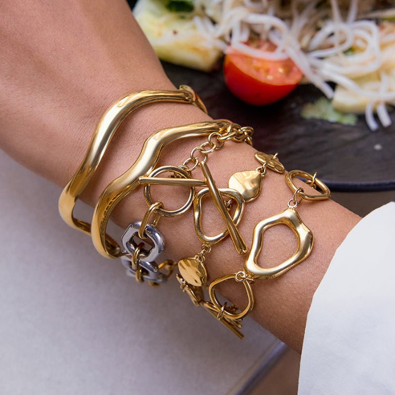 European American Stainless Steel OT Clasp Bracelet Light Luxury High Grade Real Gold Plated Bangle For Women Titanium Steel Cross Border Jewelry