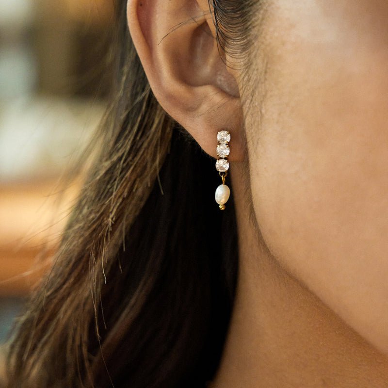 Titanium Steel Freshwater Pearl Stud Earrings Light Luxury Premium Earrings Stainless Steel Zircon Jewelry For Women Non Fading Cross Border