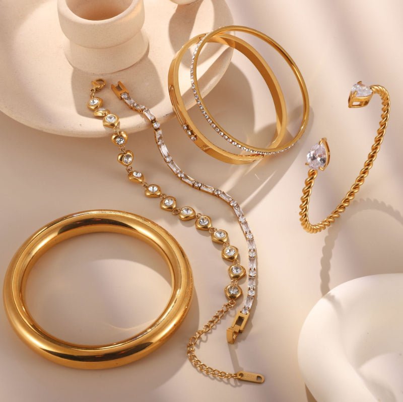 European American Stainless Steel Zircon Bracelet Light Luxury High Grade 18K Gold Plated Bangle Non Fading Titanium Steel Cross Border Jewelry