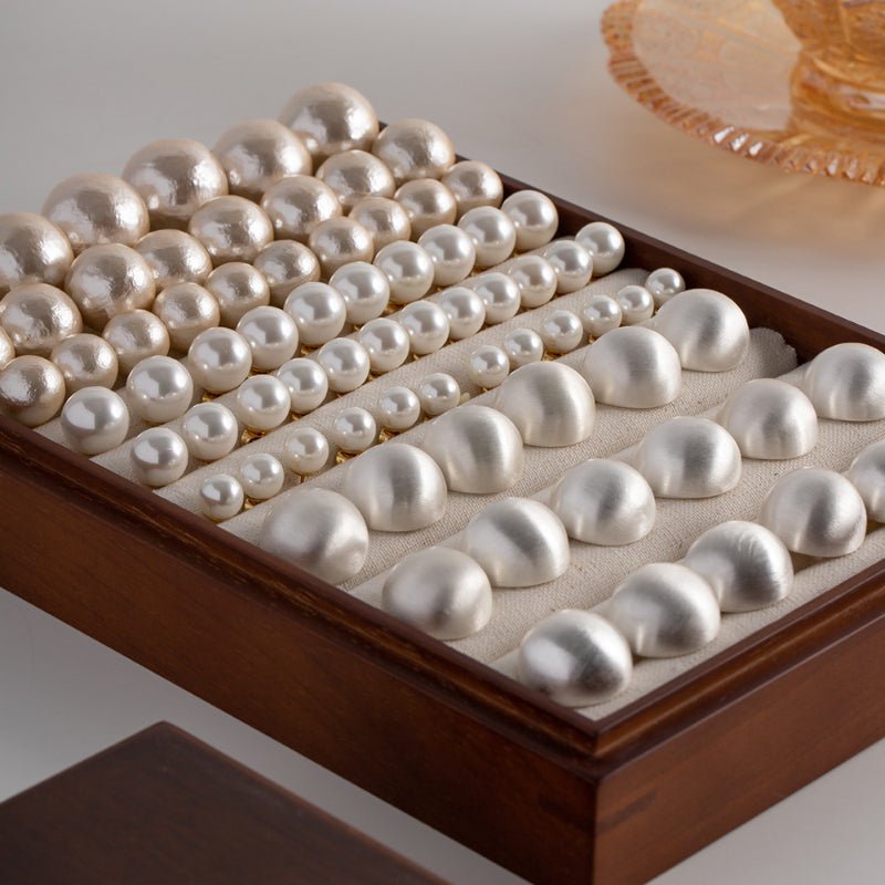 Gold Vintage Brushed Ball Stud Earrings Dainty Design High-End Pearl Earrings 2023 Trending Hot Style for Women