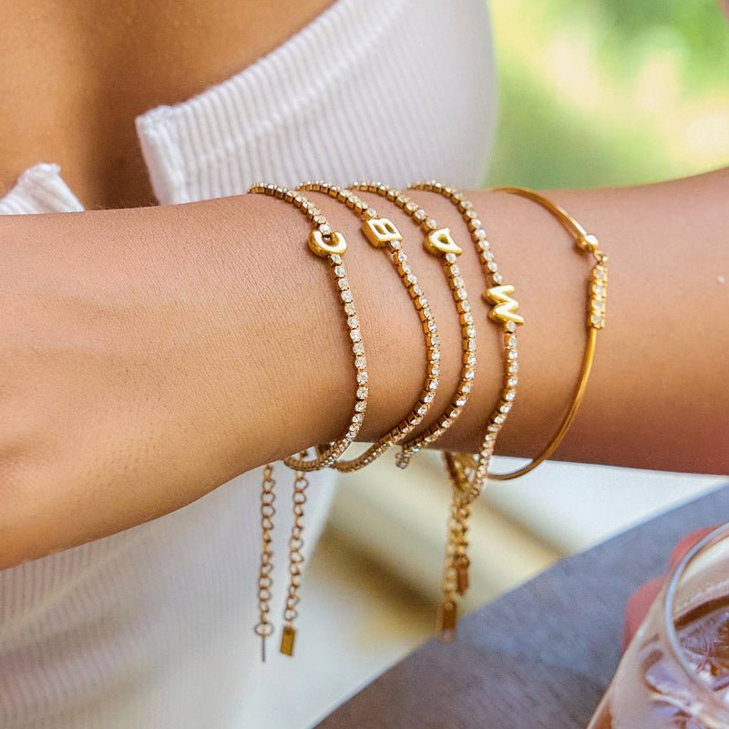 European and American Stainless Steel Rhinestone Letter Bracelet Light Luxury High-End Jewelry Women's Non-Fading Titanium Steel Accessories for Cross-Border Sale