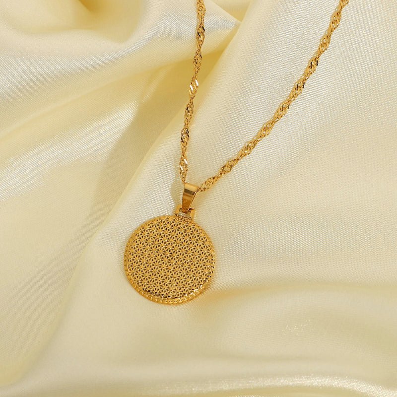 European American Street Trend Men Women Pendant Necklace INS Round Octagram Black Diamond Stainless Steel Water Wave Chain