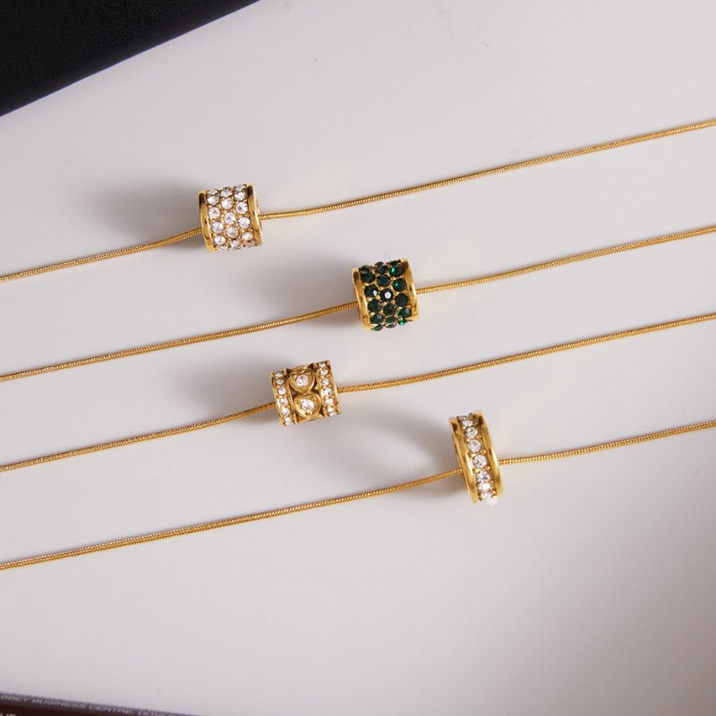 Titanium Steel Circle Rhinestone Necklace Light Luxury Minority Clavicle Chain European American 18K Jewelry Stainless Steel Cross Border Jewelry