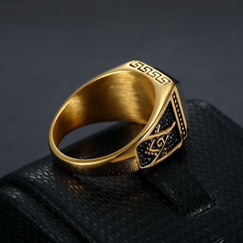 European and American Cross-border New Classic Retro Ring Titanium Steel Color Retention Gold Plated Black Onyx Masonic AG Men Ring