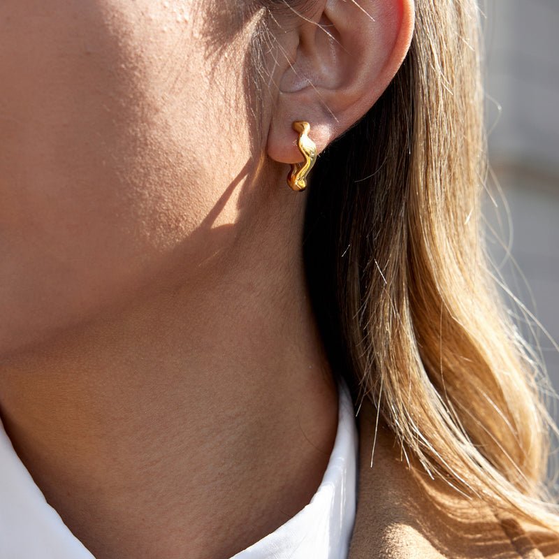 European American Fall Winter Wave Hoop Earrings Elegant High-End Stainless Steel Cross-Border Bestseller Jewelry for Women