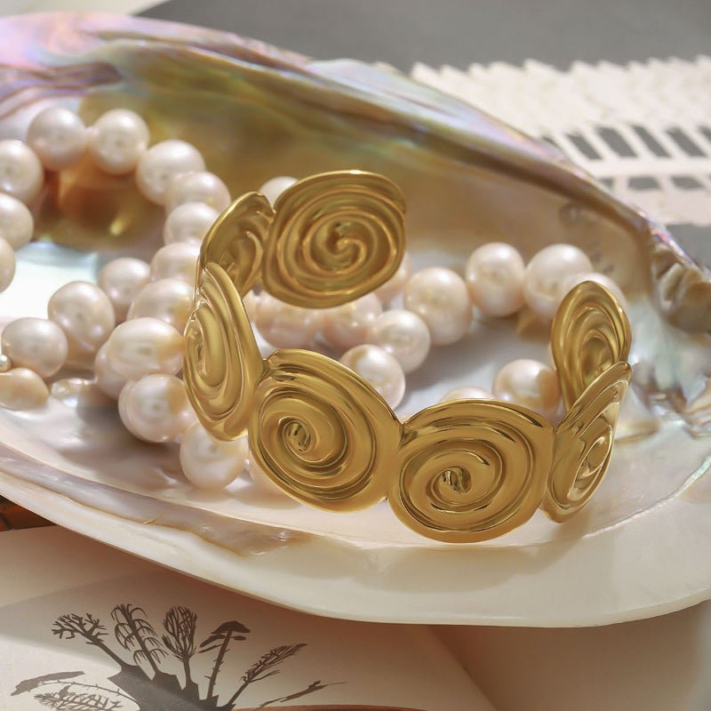 European American Titanium Steel Conch Bangle for  Tarnish-Free Light Luxury High-End Stainless Steel Cross-Border Jewelry