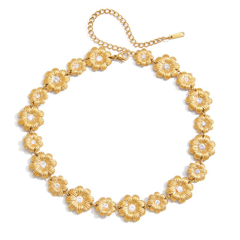 European American Daisy Flower Jewelry Titanium Steel Necklace Light Luxury Minimalist Clavicle Chain Choker Stainless Steel Cross Border Jewelry