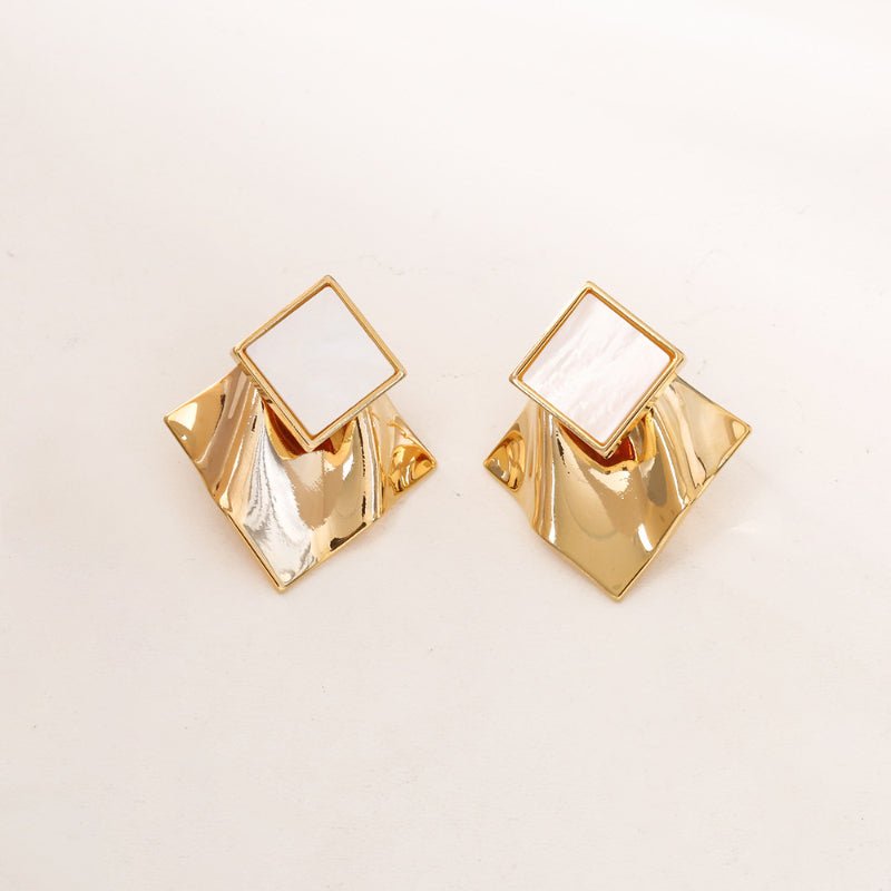 Natural Shell Double Layer Irregular Stud Earrings Luxury Minimalist Temperament European American Famous Style Jewelry