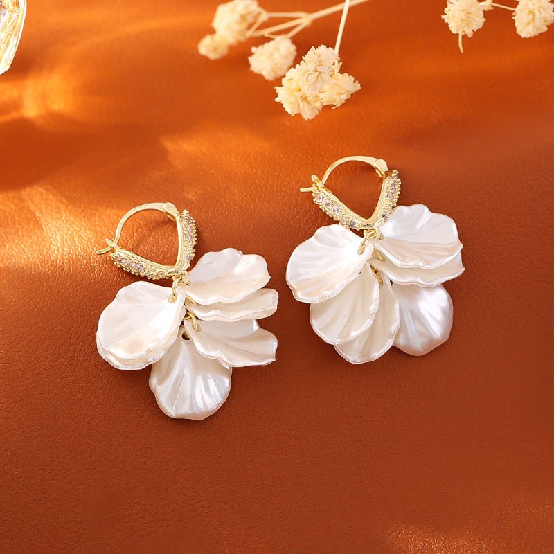 Super Fairy Shell Flower Micro Set Earrings Luxury Fashion Exquisite Elegant Tassel Ear Buckle Niche Design Earrings