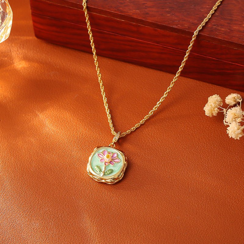 Natural Freshwater Pearl Monet Garden Necklace Vintage Luxury Elegant Sweet Flower Clavicle Chain Fashion Jewelry